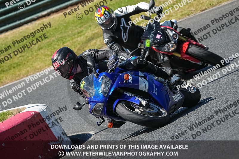 enduro digital images;event digital images;eventdigitalimages;mallory park;mallory park photographs;mallory park trackday;mallory park trackday photographs;no limits trackdays;peter wileman photography;racing digital images;trackday digital images;trackday photos